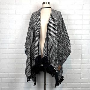 *Great Condition* BILLABONG - Bohemian Beach Night Poncho